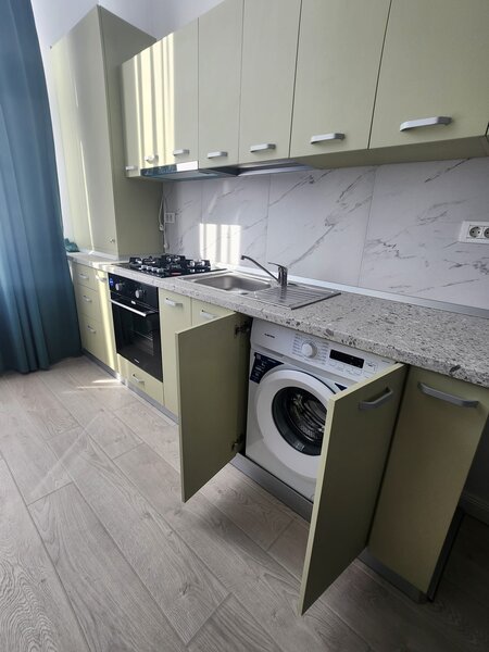 Obor, Colentina, Maior Bacila.